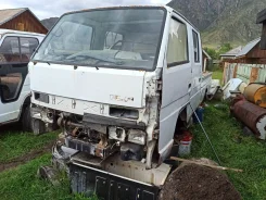 Isuzu NHR ����