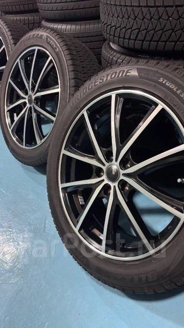 MOMO Reds Drone. 7.0x18", 5x114.3, ET48 ����