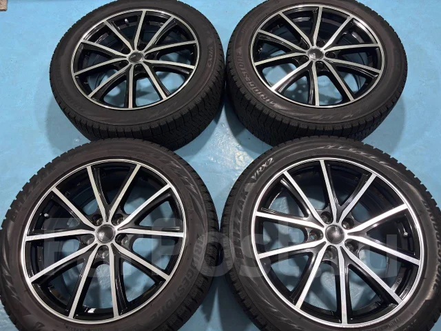 MOMO Reds Drone. 7.0x18", 5x114.3, ET48 ����