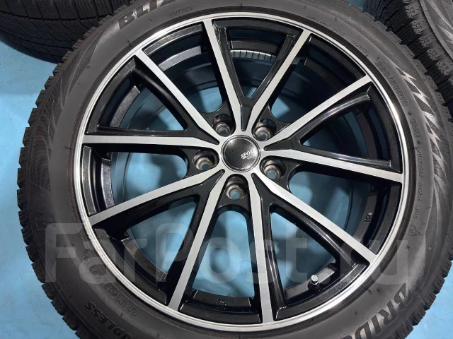 MOMO Reds Drone. 7.0x18", 5x114.3, ET48 ����