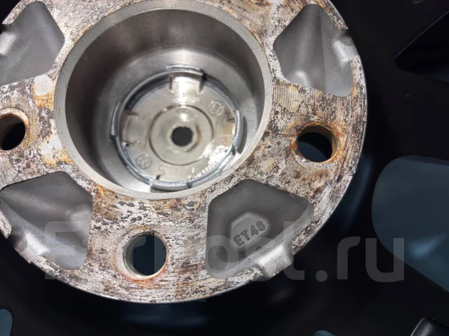 MOMO Reds Drone. 7.0x18", 5x114.3, ET48 ����
