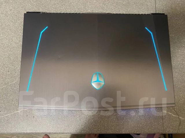 Thunderobot. 15.6", 2,8����, ��� 16 ��, ���� 1 128���, WiFi: 1, Bluetooth: 1, ����������� �� 8��. ����