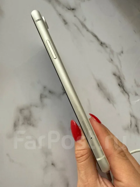 Apple iPhone Xr. �/�, 64 ��, �����, 3G, 4G LTE, 5G ����