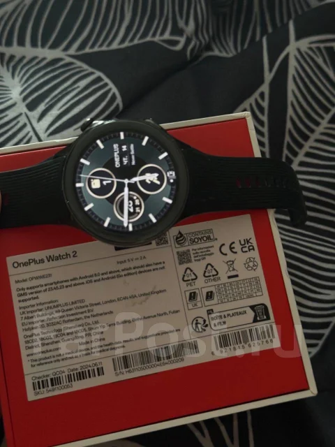 OnePlus Watch 2 ����