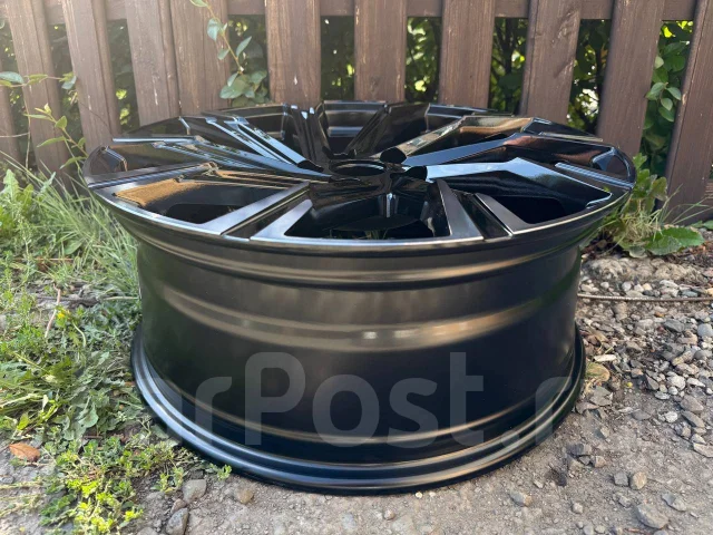 WorldWheels. 7.5x19", 5x114.3, ET40, �� 60,1���. ����