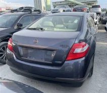 Nissan Teana ����