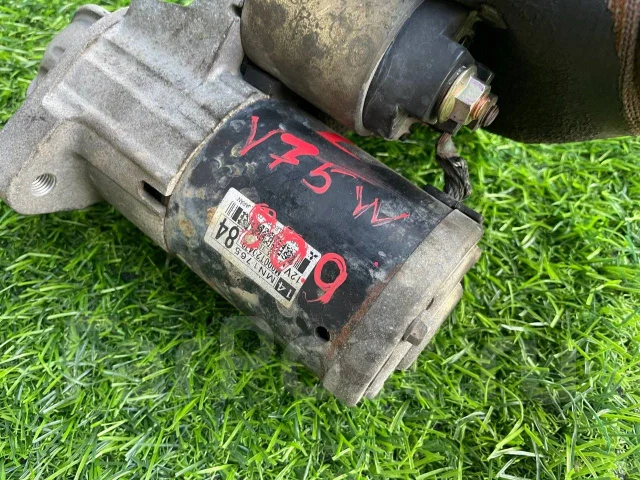 ������� Mitsubishi Pajero MN176584 ����