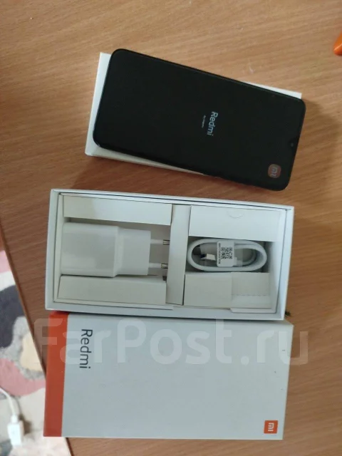 Xiaomi Redmi 8. �����, 32 ��, ������ ����