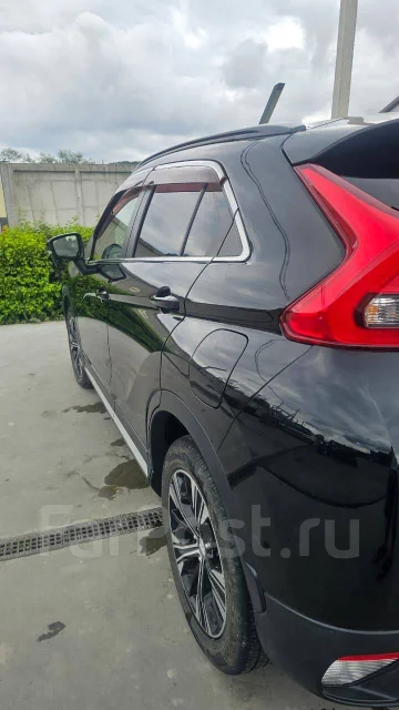 Mitsubishi Eclipse Cross. ��������, ��������, 1.0 (150��.�.), ������, 100����. �� ����