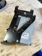 ��������� ������������ ������� Audi A4 (B8) 2007-2012 8T0035223L ����
