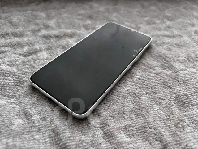 Samsung Galaxy S22. �/�, 128 ��, �����, 4G LTE ����