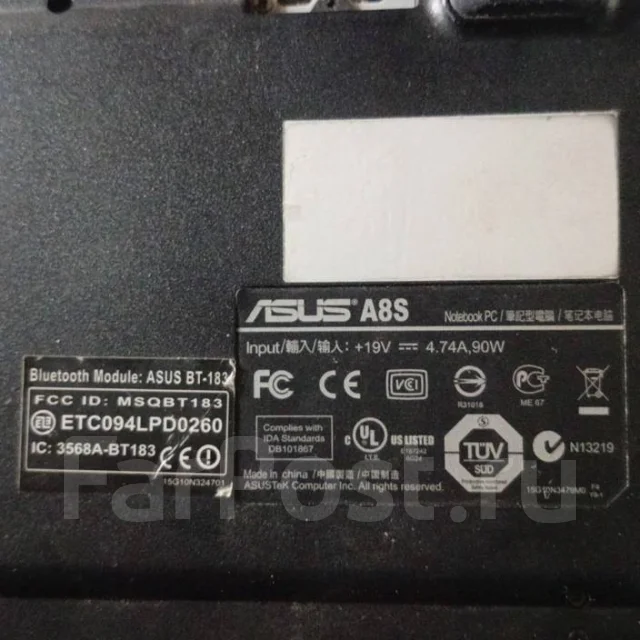 Asus. WiFi: 1, Bluetooth: 1 ����