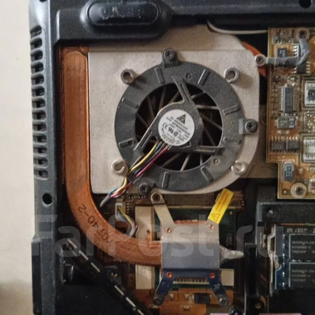 Asus. WiFi: 1, Bluetooth: 1 ����