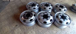 Nissan. 5.5x15", 6x170 ����