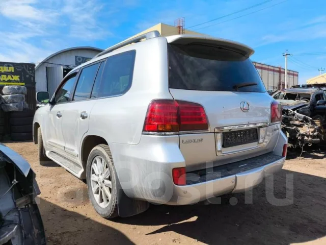 � ������� ���������� Lexus LX570 ����