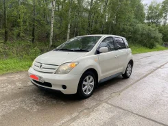 Toyota ist. �������, ��������, 1.3 (87��.�.), ������, 201����. �� ����