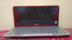 Sony VAIO VGN-P11ZR. 10", 1,3����, ��� 2048 ��, ���� 60���, WiFi: 1, Bluetooth: 1, ����������� �� 2��. ����
