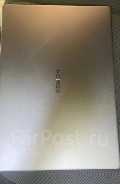 Honor MagicBook X 16. 16", 4,3����, ��� 16 ��, ���� 512���, WiFi: 1, Bluetooth: 1, ����������� �� 5��. ����