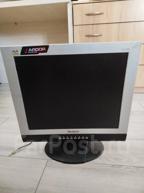 ViewSonic. 17", ���������� ��� (CRT) ����