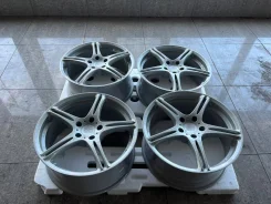 SSR Integral GT1. x18", 5x100 ����