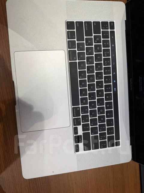 Apple MacBook Pro 16 2019. 16", 2,6����, ��� 16 ��, ���� 500���, WiFi: 1, Bluetooth: 1 ����