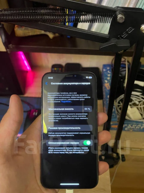 Apple iPhone X. �/�, 64 ��, ������, 4G LTE ����