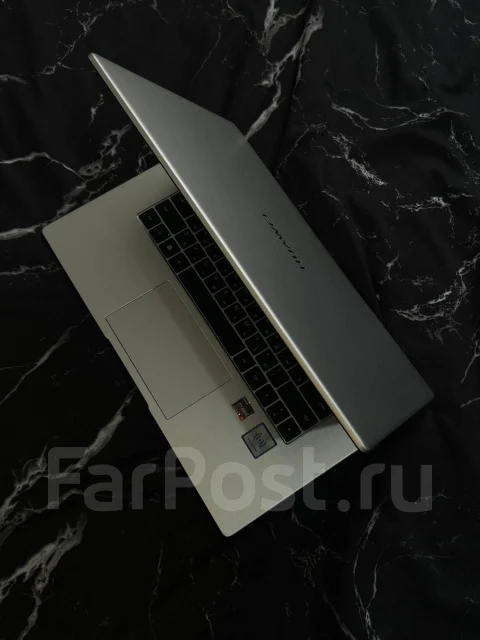Huawei MateBook D 15. 15.6", 1,8����, ��� 16 ��, WiFi: 1, Bluetooth: 1, ����������� �� 2��. ����