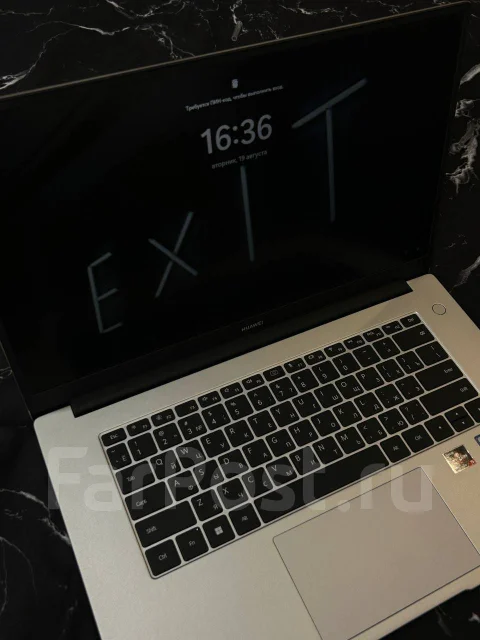 Huawei MateBook D 15. 15.6", 1,8����, ��� 16 ��, WiFi: 1, Bluetooth: 1, ����������� �� 2��. ����