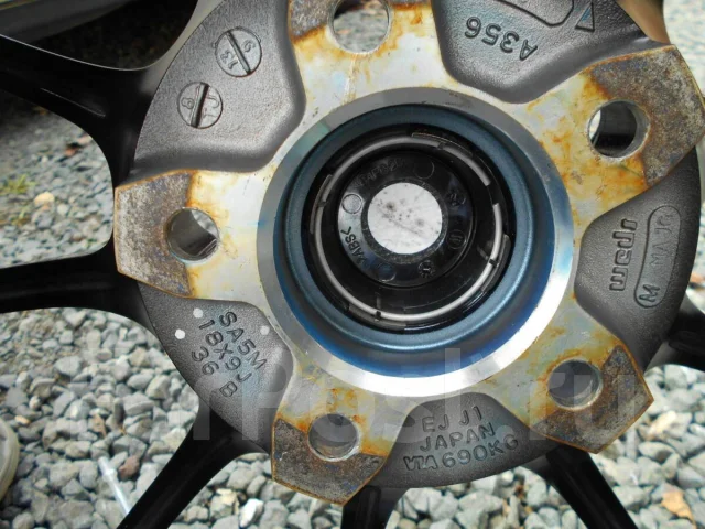 Weds Sport SA-55M. 8.0/9.0x18", 5x114.3, ET35/36, �� 73,1���. ����