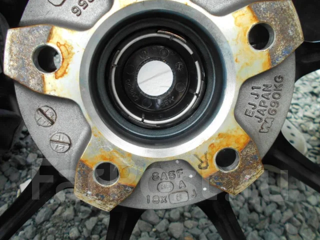 Weds Sport SA-55M. 8.0/9.0x18", 5x114.3, ET35/36, �� 73,1���. ����