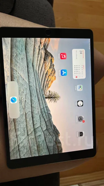 Apple iPad Pro 10.5. 10.5 ������, ������ 256 �� ����