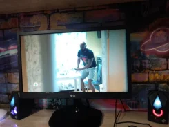 LG. 22", ���������� �� (LCD, LED, QLED) ����