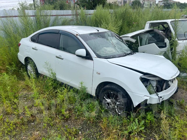 Nissan Almera. Z8NAJL, K4MC697 ����