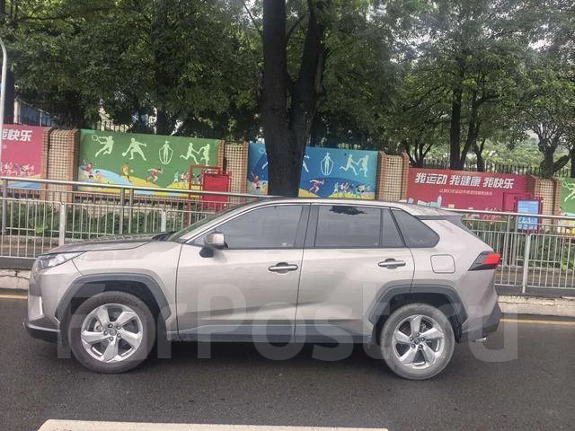Toyota RAV4. �������, ��������, 1.5 (109��.�.), ������, 30����. ��, �/�. ��� ����� �� ������������ ����