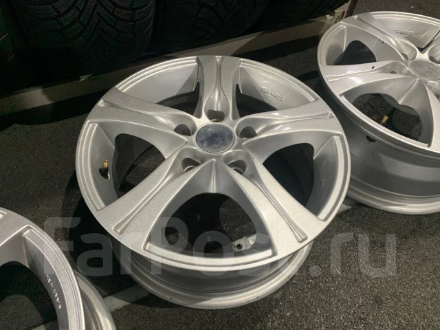 Autec. 6.5x15", 5x114.3, ET45, �� 70,1���. ����