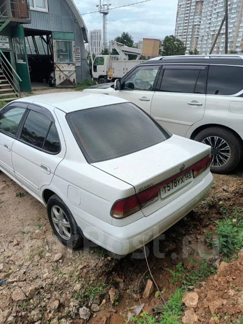 Nissan Sunny. �������, ������, 1.0, 700 000����. �� ����