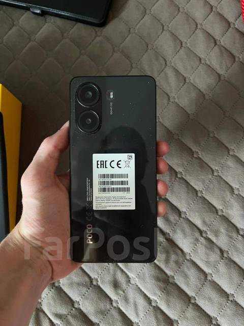 Xiaomi Poco X7. �/�, 256 ��, ������, 4G LTE, Dual-SIM, NFC ����