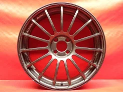 Advan Racing RT