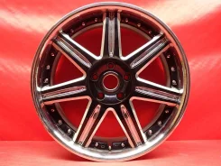 Crimson Club Linea