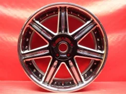 Crimson Club Linea