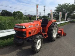 Kubota L1-315 ����
