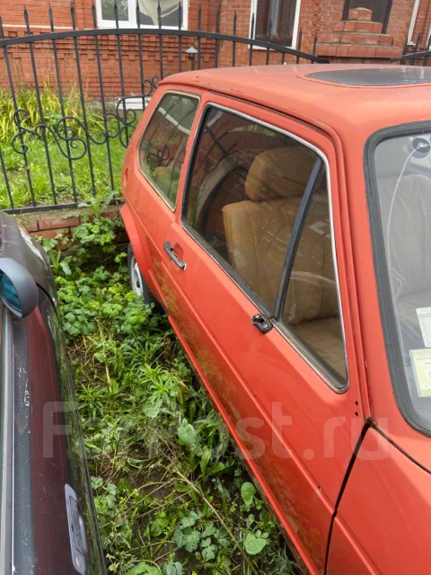 Volkswagen Golf ����