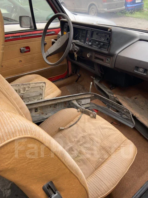 Volkswagen Golf ����