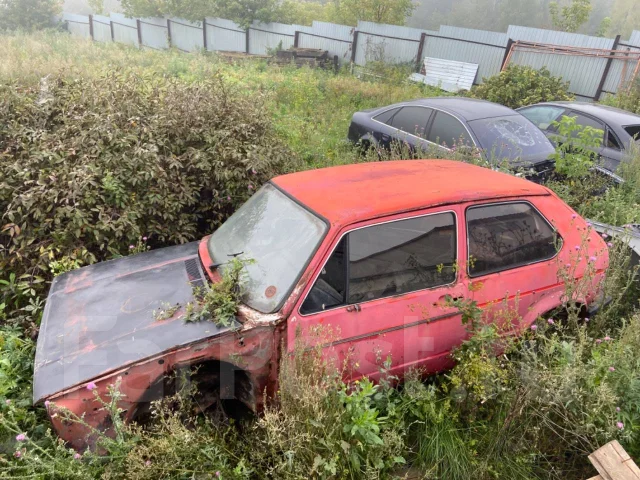 Volkswagen Golf ����