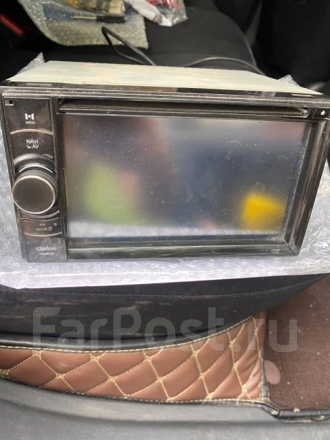 Clarion NX502 ����
