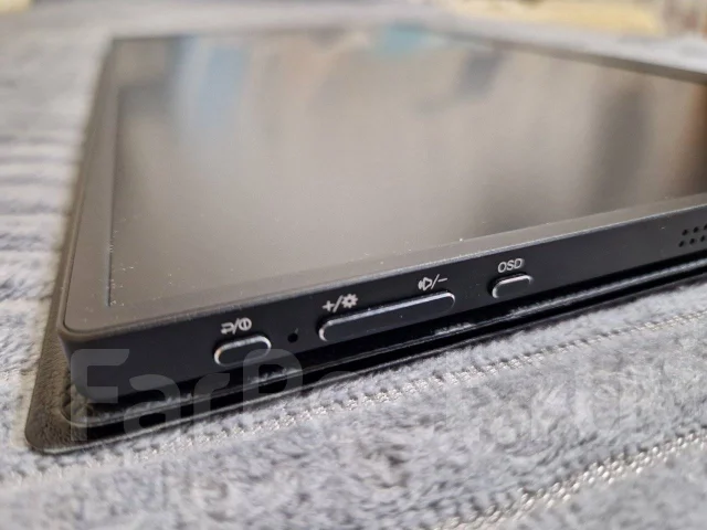 Arzopa. 15.6" ����