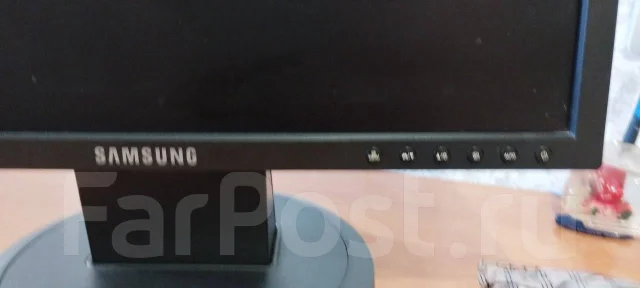 Samsung. 19", ���������� �� (LCD, LED, QLED) ����