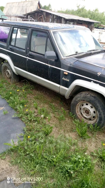Jeep Cherokee ����