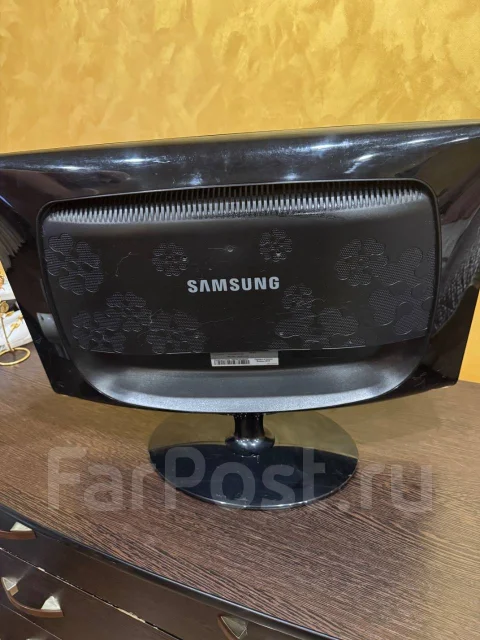 Samsung. 22" ����