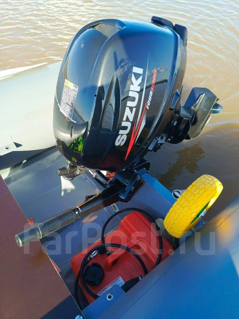 Skyboat SB 360RC. ����� 3,6��., ��������� ���������, 20��.�., ������ ����